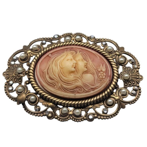 Hidden Hearts Faux Cameo Brooch Imitation Pearls Rhinestones Large Oval Frame - Picture 2 of 7